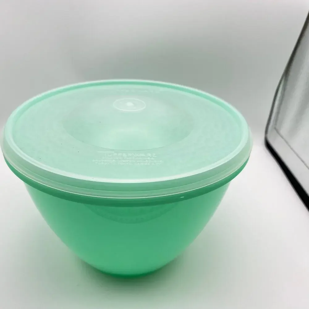 Vtg Tupperware Crisp-It Lettuce Keeper 679-15 Jadeite Green Lid Insert